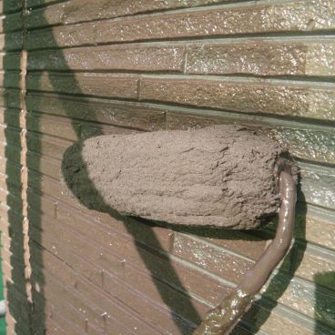 神奈川県横浜市中区 T様邸 外壁塗装の中塗り工程