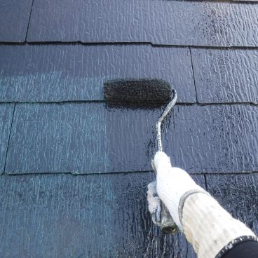 屋根塗装の上塗り｜横浜市戸塚区 Y様邸