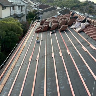 瓦屋根の施工中｜横浜市保土ヶ谷区 N様邸